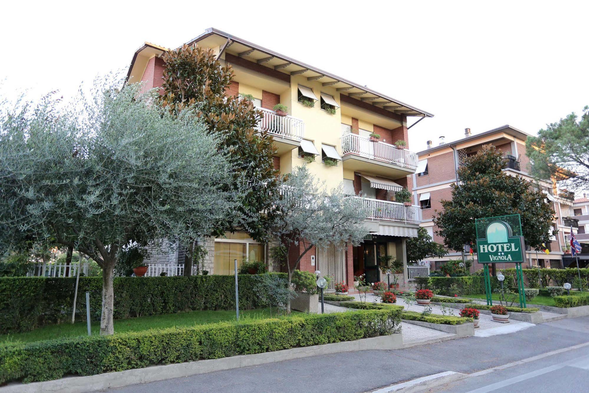 Hotel Vignola Asís Exterior foto